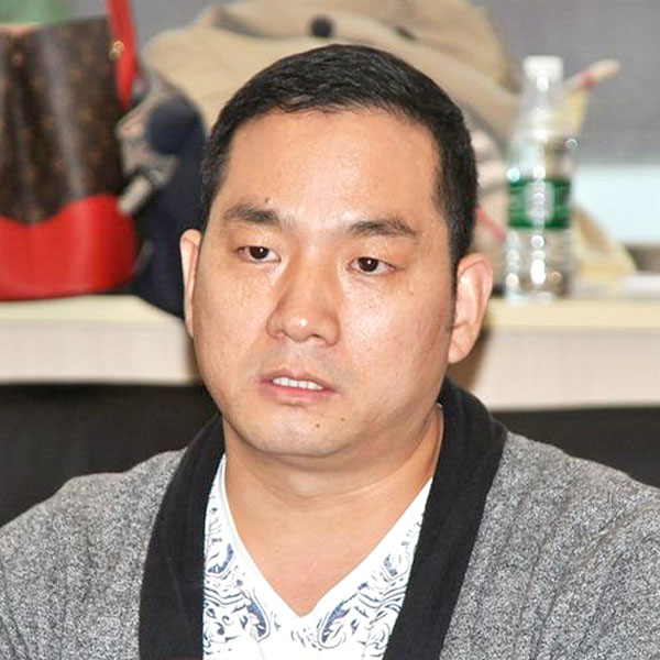 王顯 董事長