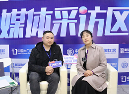 2023重慶門博會，中國木門網(wǎng)專訪品聯(lián)集成墻面李越